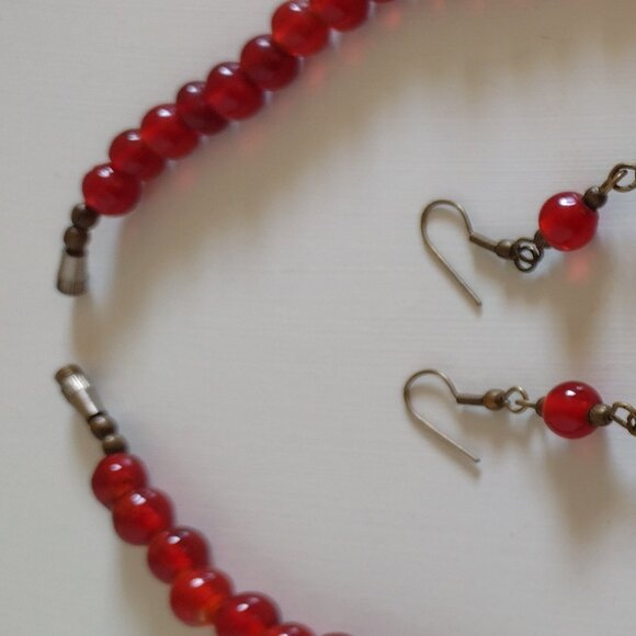 Vintage Red Glass Bead Necklace and Earring Set, Glass Bead Neck piece - Picture 4 of 4
